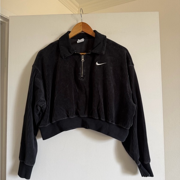 Nike Sportswear Black Velour Cropped 1/4 Zip Long Sleeve Collared Top size Small - Picture 6 of 11